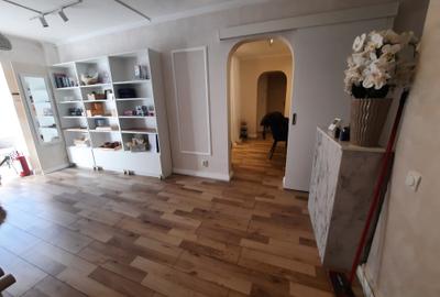 INCHIRIERE SPATIU COMERCIAL CALEA MOSILOR CU EMINESCU - 2