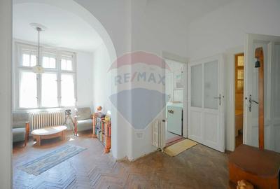 Casa evreiasca interbelica, singur in curte, de vanzare, Ultracentral - 4