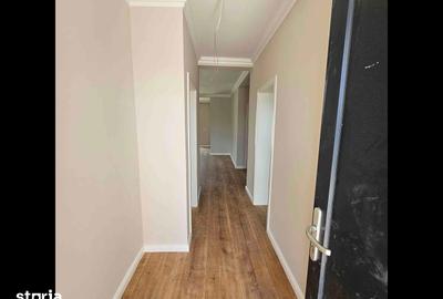 Casă cu 4 camere cu Teren 400 Mp în Central - 11