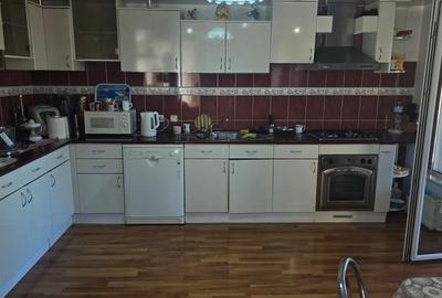 Casă cu 5 camere cu Teren 1159 Mp în Zăvoi - 6