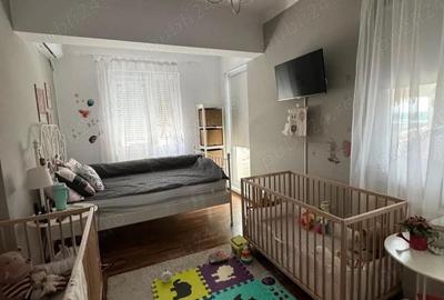 Apartament cu 4 camere decomandat în Central - 5