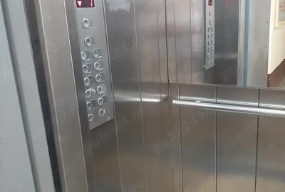 Apartament cu 4 camere decomandat în Central - 2