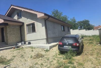 Casă cu 3 camere în Exterior Vest - 5