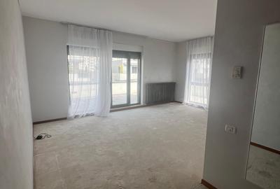 Apartament cu 4 camere decomandat în Capitale - 13