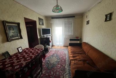 Apartament cu 2 camere semidecomandat în Micro 15 - 2