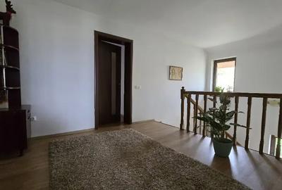 Casă cu 5 camere în Șura Mare - 5