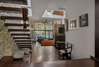 ARTSY LAKEFRONT VILLA | BANEASA - 16