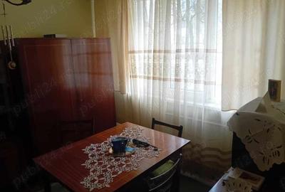 Garsonieră decomandată în Central - 7