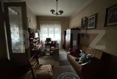 Casa de vanzare in suprafata de 100 mp localizata central in Simleul Silvaniei - 2