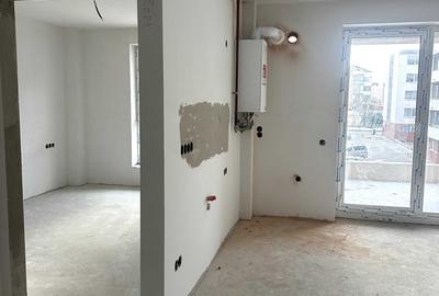 Apartament cu 2 camere decomandat în Exterior Vest - 3
