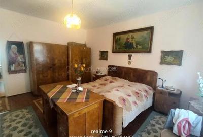 Casă cu Teren 300 Mp în Muncitoresc - 2