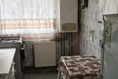 Apartament cu 3 camere decomandat în Central - 1