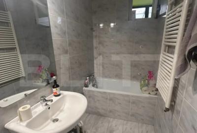 Apartament cu 4 camere decomandat în Elisabetin