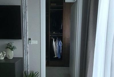 Apartament cu 4 camere semidecomandat, mobilat în Central