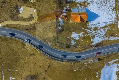 Teren Construcții intravilan de 985 mp, în Fundata - 22