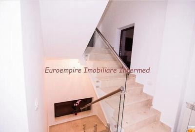 De inchiriat vila, zona Mamaia - 3