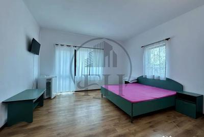 Casă cu 8 camere cu Teren 627 Mp în Nord