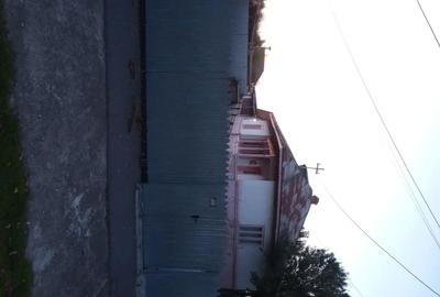 Casă cu 6 camere cu Teren 2200 Mp în Stăncuța - 2