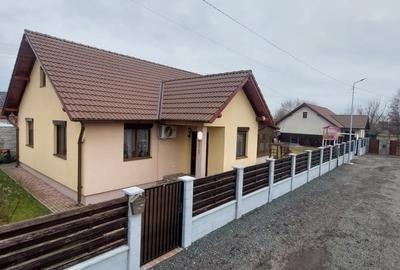 Sanmihaiu Roman - Casa individuala cu 3 camere si teren de 500 mp - 5