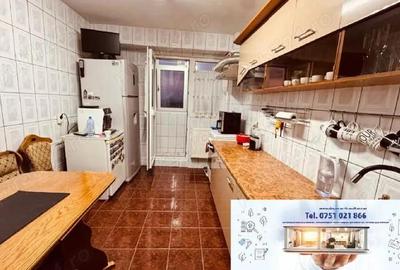 Apartament cu 3 camere decomandat în Micro 18 - 6
