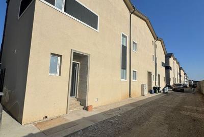 Casă cu 4 camere cu Teren 200 Mp în Central