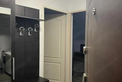 Apartament cu 2 camere decomandat în Eroii Revoluției