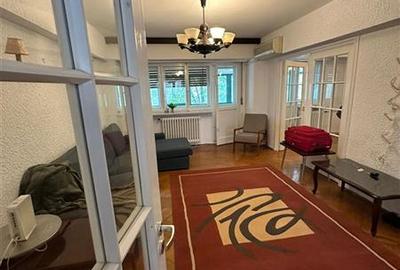Apartament cu 4 camere decomandat, mobilat în Calea Victoriei - 2