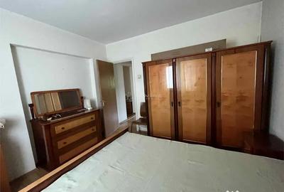 Apartament cu 3 camere decomandat în Titulescu - 7