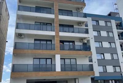 Inchiriez apartament 2 camere zona Mamaia Nord Navodari la 50 metri de plaja - 1
