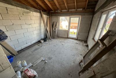 Casă individuală cu 24 camere cu Canalizare în Central - 15