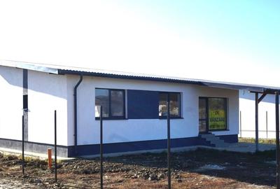 Casă cu 4 camere cu Teren 450 Mp în Central - 2