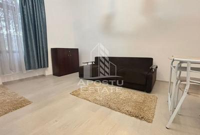 Garsonieră decomandată, mobilată în Complex Studențesc - 2
