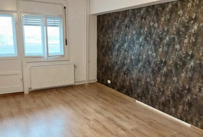 Se inchiriaza apartament 3 camere - 3