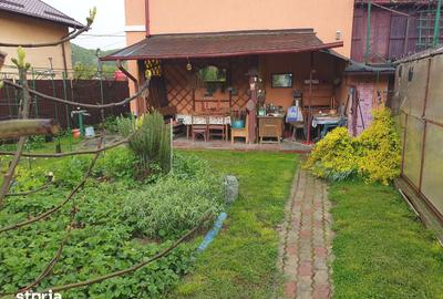 Casă cu 5 camere cu Teren 520 Mp în Vlădești - 11