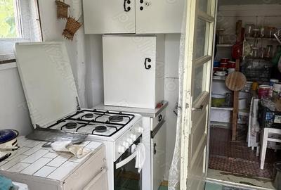 Casă cu 3 camere cu Teren 2800 Mp în Central - 9