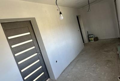 Casă cu 2 camere cu Teren 553 Mp în Păulești - 7