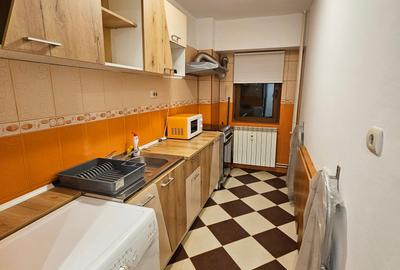 Garsonieră decomandată, mobilată în Nerva Traian - 8