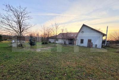 Casa de vanzare, 534 mp, teren 16.351 mp, zona Sud-Est - 1