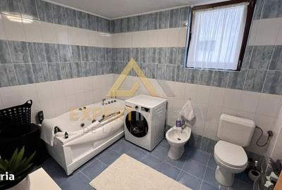 Apartament cu 3 camere în Central - 1