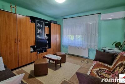 Apartament la casa cu garaj si curte proprie etaj 1 - 8