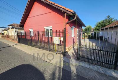 Casă individuală cu 5 camere cu Teren 486 Mp în Girocului - 1