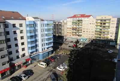 Apartament cu doua camere , zona Mihai Viteazul - 13