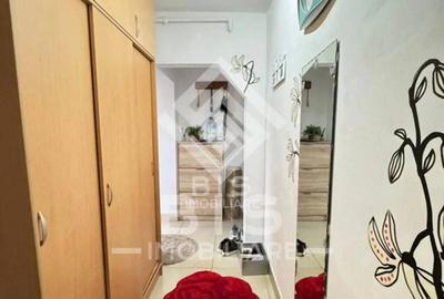Apartament 3 camere, etaj 3 - zona Decebal - 4