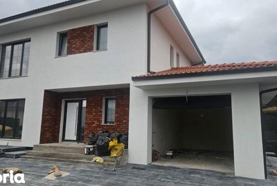 Casă cu 4 camere cu Teren 500 Mp în Merghindeal - 4