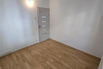 Etajul 2 - Alexandru - Aleea Basarabi , 2 camere semidecomandat, liber - 11