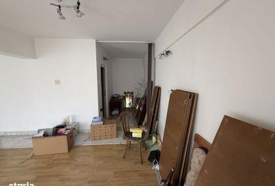 Spațiu comercial, de 66 mp, în Central - 5