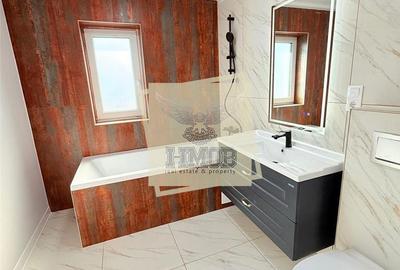 Casă cu 4 camere cu Teren 644 Mp în Șelimbăr - 2