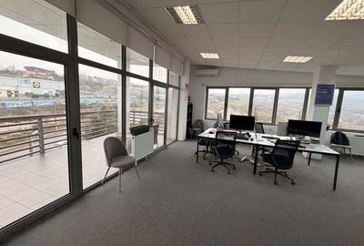 Spațiu comercial, de 70 mp, în Câmpului - 1