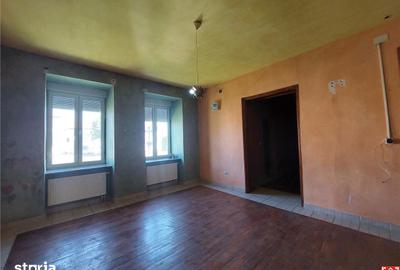 Casă cu 5 camere decomandat cu Teren 2155 Mp în Periam - 17
