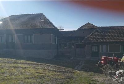Casă cu 4 camere în Leasa - 2